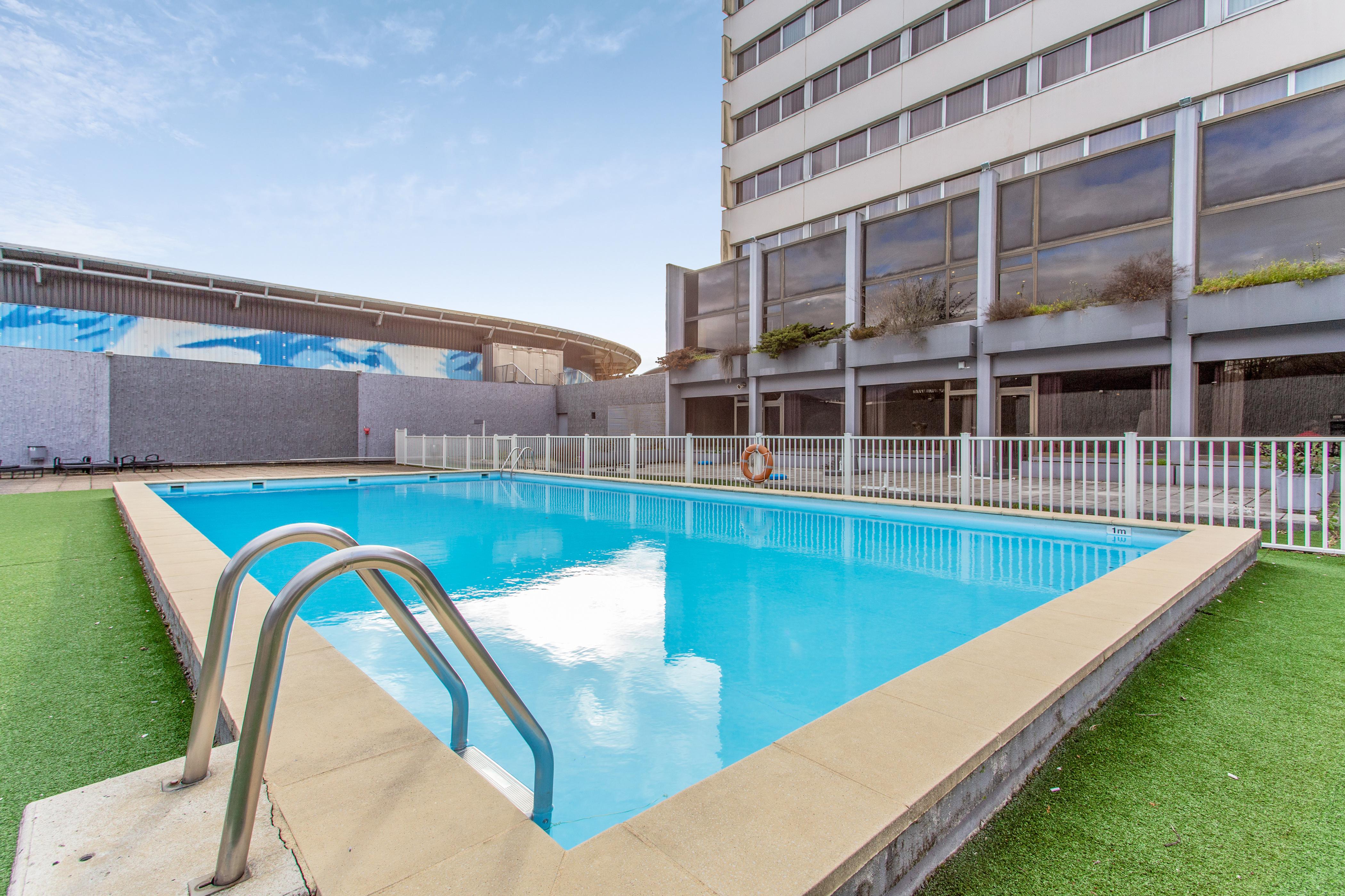 Zenitude Hotel Grenoble Alpexpo Exterior foto